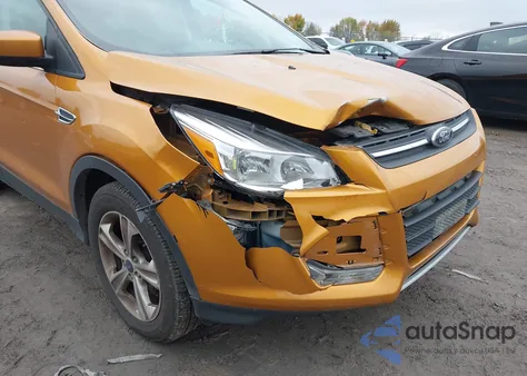 2016 Ford Escape Se z USA, uszkodzony, nr VIN 1FMCU9G98GUA54638
